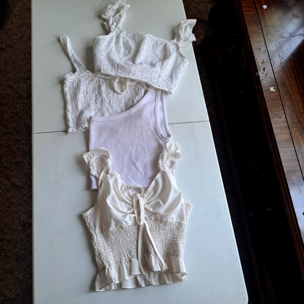 White 4 Tops Bundle